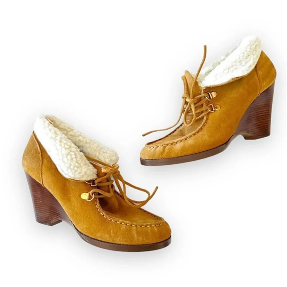 Michael Michael Kors Suede‎ Wedge Ankle Boot Size 8M Shearling Lined Glamping MK - Picture 1 of 8